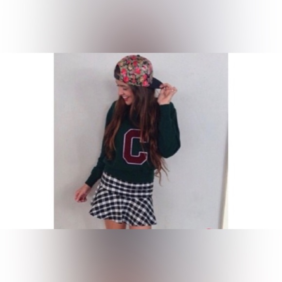 LF: Plaid Mini Skirt - Picture 2 of 8